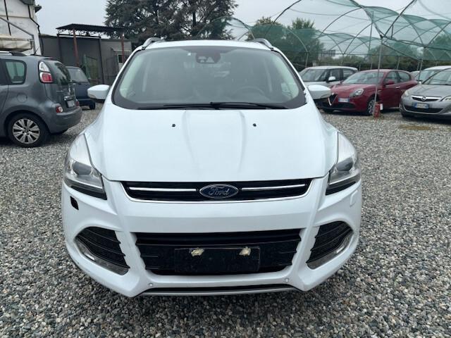 Ford Kuga 2.0 TDCI 140 CV 4WD Titanium