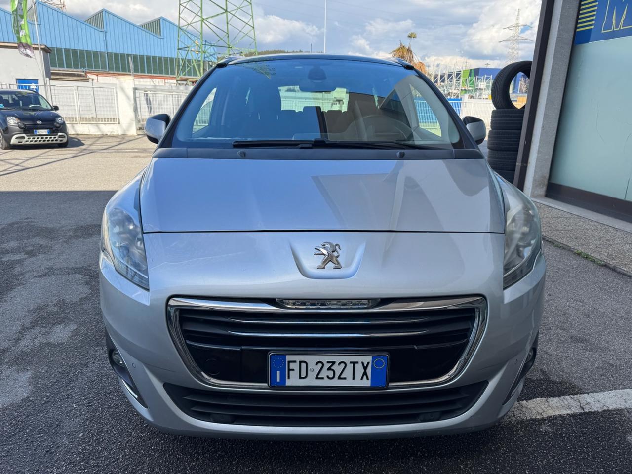 Peugeot 5008 BlueHDi 120 Allure 2016