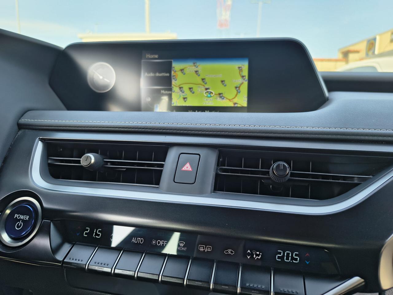 Lexus UX 250H Hybrid Business
