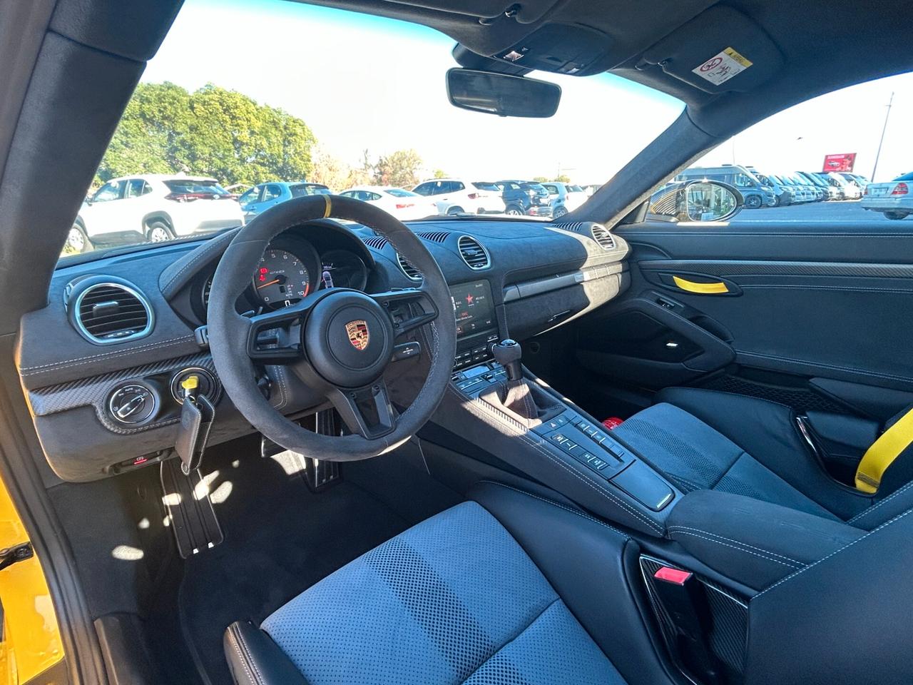 Porsche Cayman 718 4.0 GT4 RS pdk
