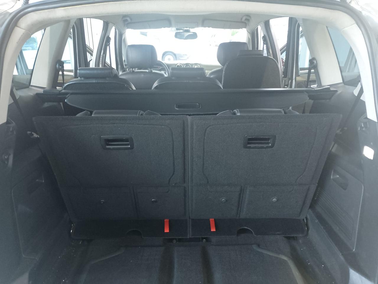 Ford S-Max 1.8 TDCi 125CV Titanium Posti 7