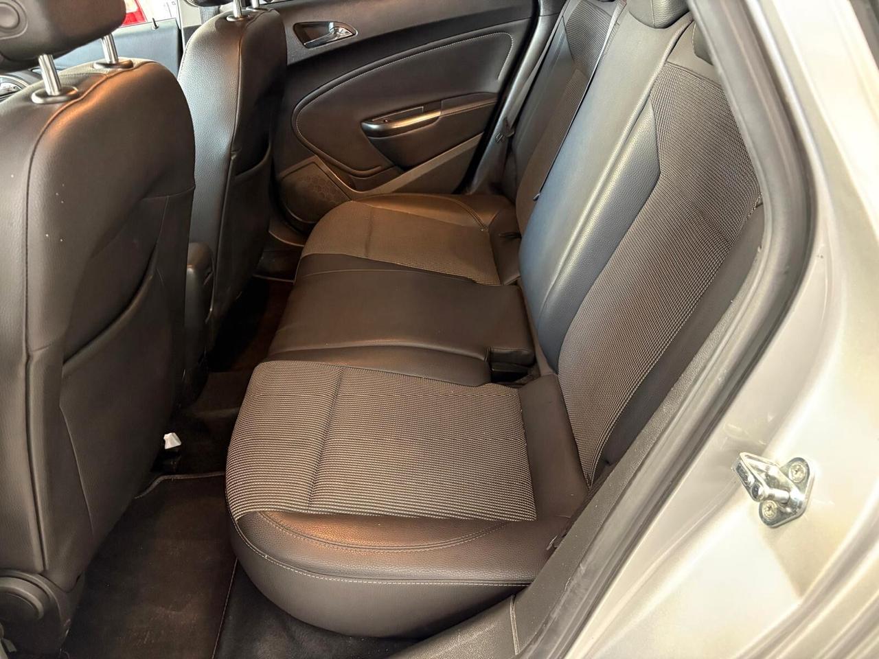 Opel Astra 1.7 CDTI 110CV Sports Tourer Cosmo