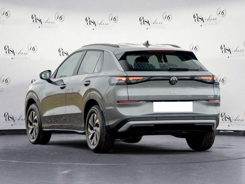 Volkswagen T-Roc 1.5 eTSI Life DSG NAVI LED CAMERA 2026