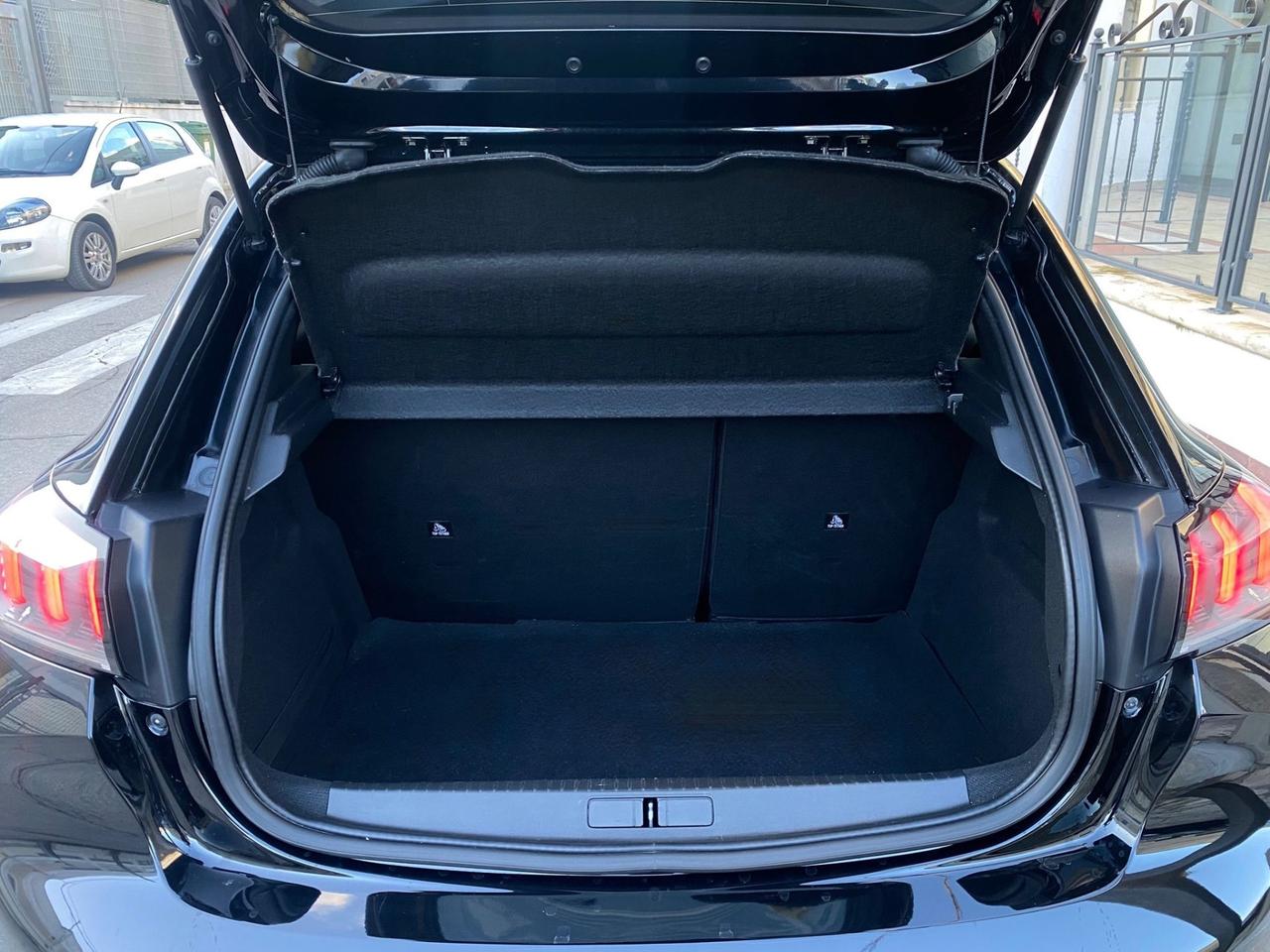 PEUGEOT 208 ALLURE PACK 1.5 102CV CAM Navy 21