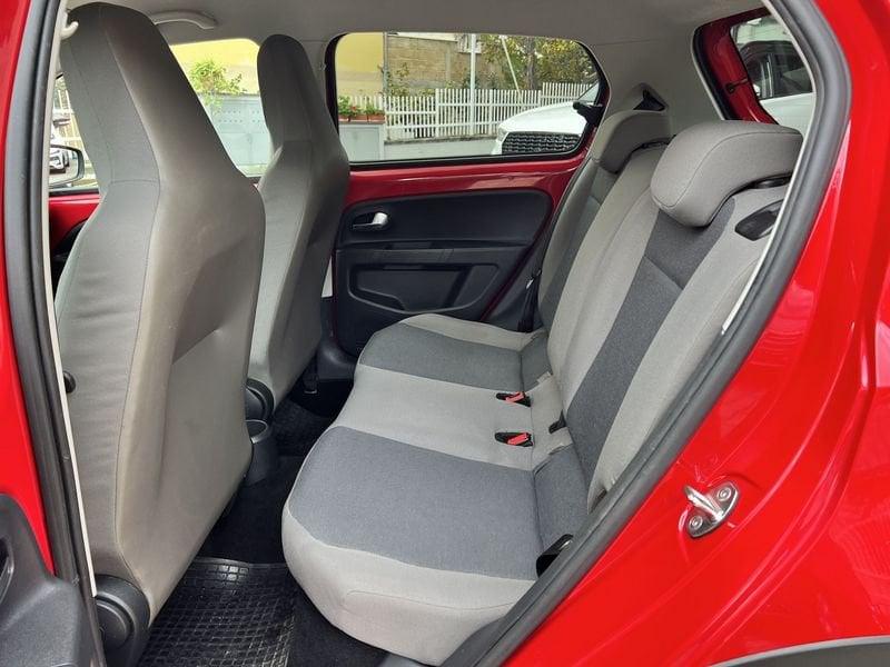 Volkswagen up! 1.0 75 CV 5p. cross up!
