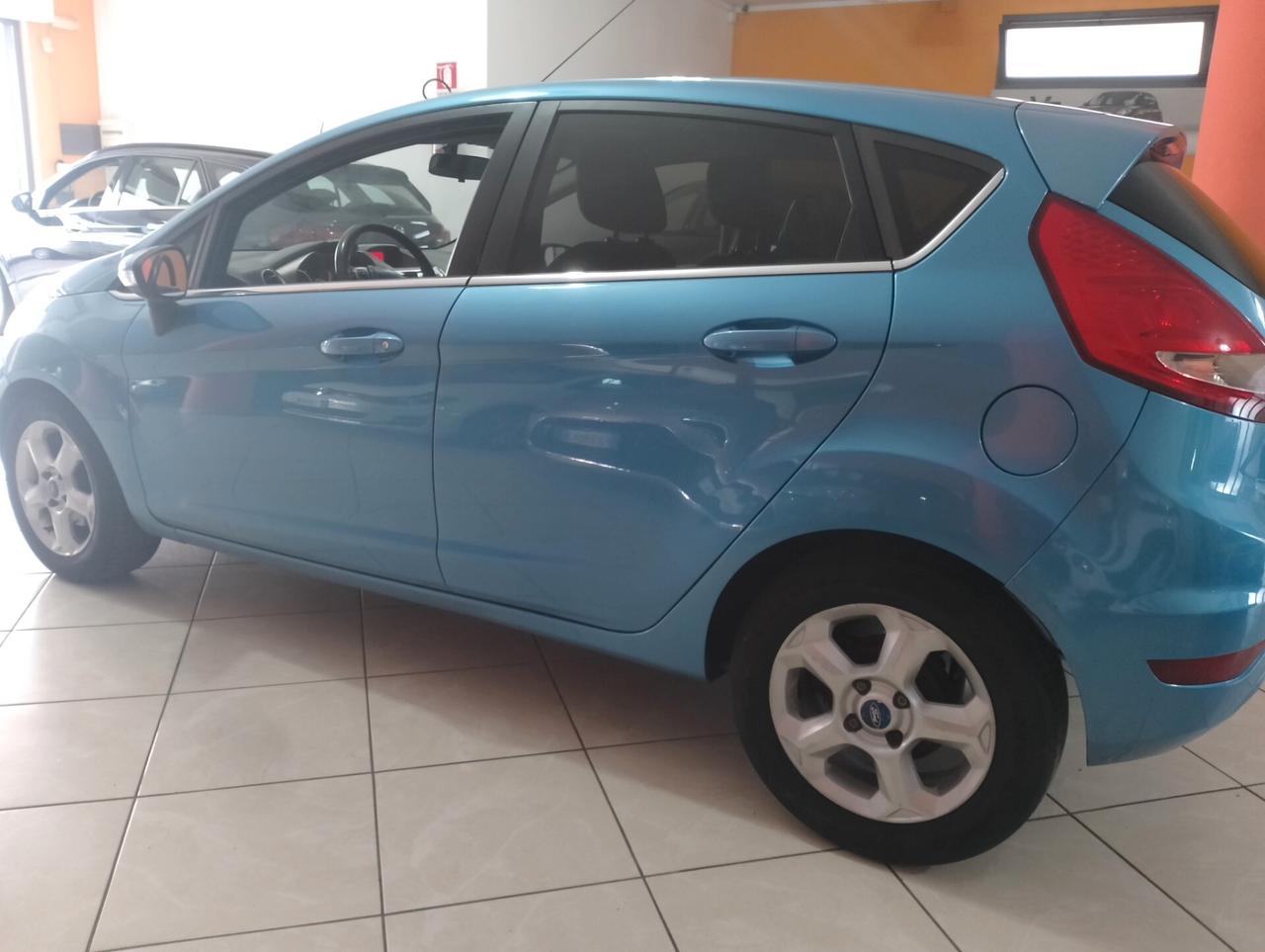 Ford Fiesta 1.4 TDCi 5p. Titanium