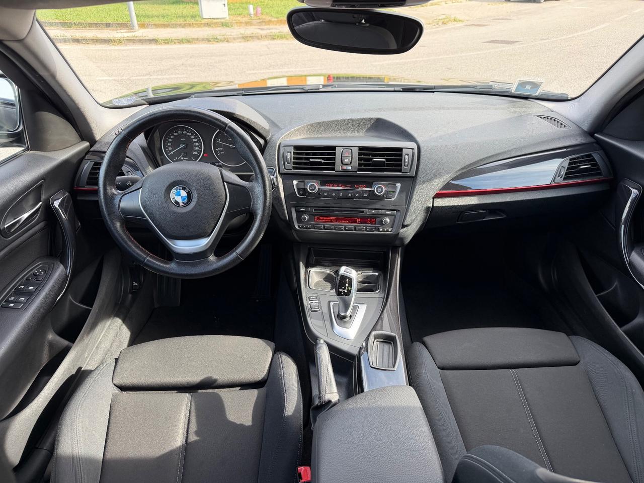 Bmw 118 118d 5p. Msport
