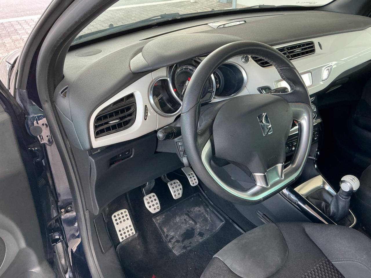 ds3 BlueHDi 100 S&S Sport Chic