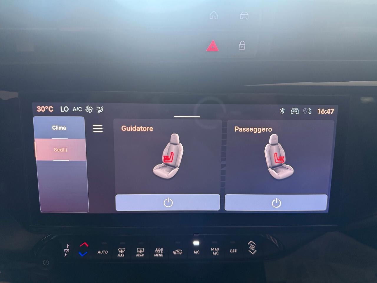 Alfa Romeo Junior 1.2 136 CV Hybrid eDCT6 Speciale