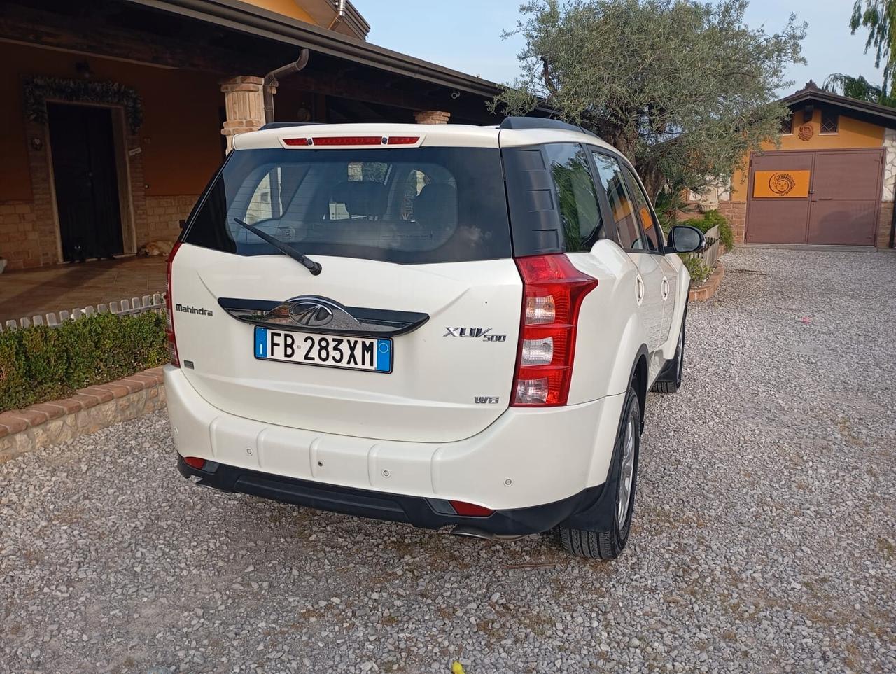 Mahindra XUV500 2.2 16V FWD W8