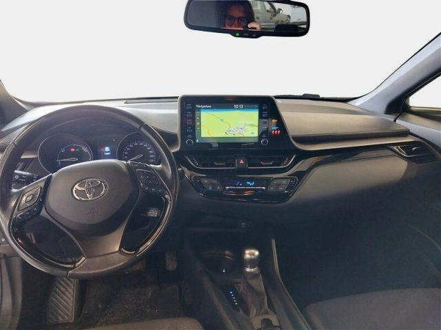 TOYOTA C-HR 1.8 Hybrid E-CVT Business