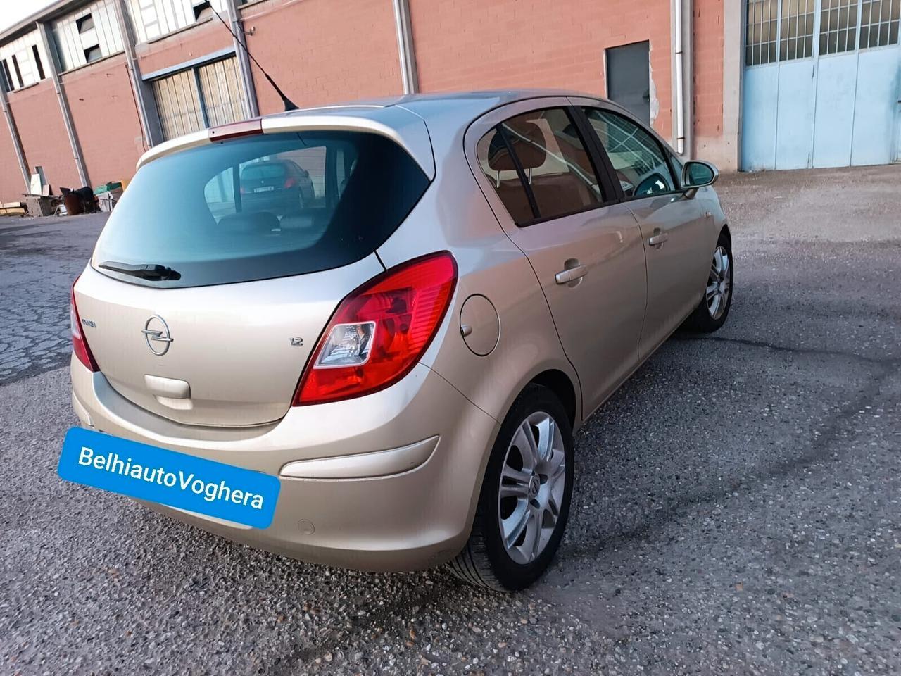 Opel Corsa 2008--1.2 Benzina Neopatentati