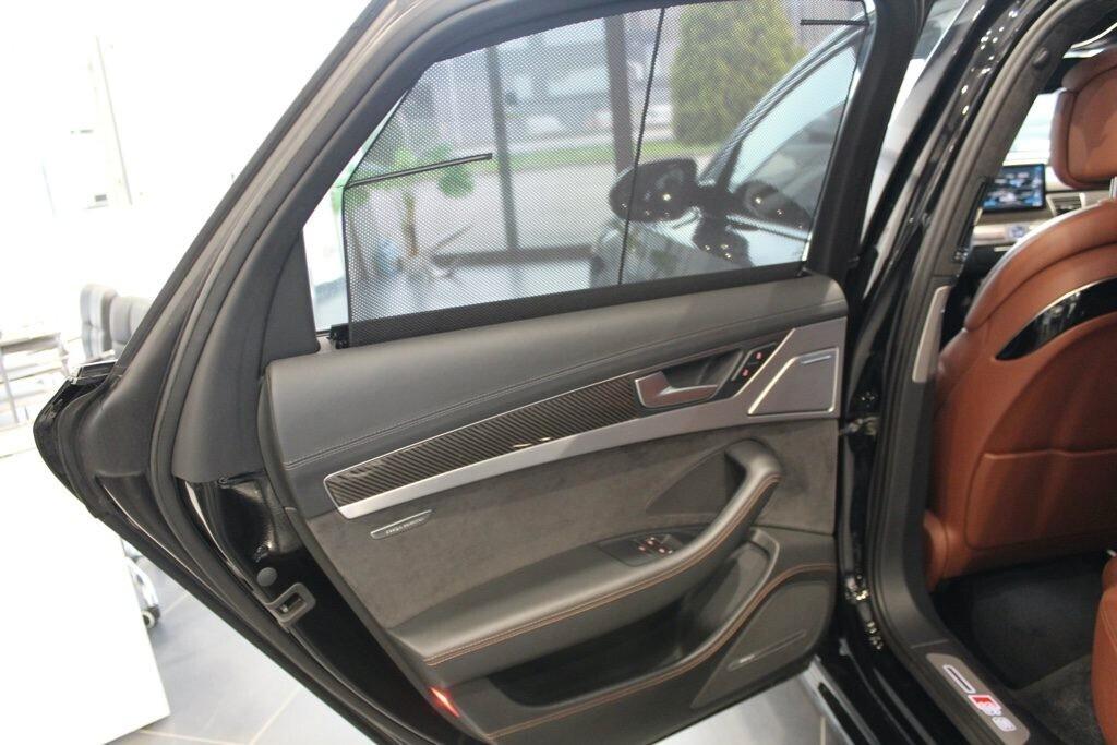Audi A8 S8 4.0 TFSI quattro tiptronic plus CARBON