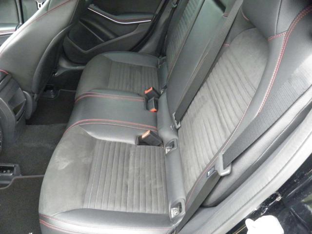 MERCEDES-BENZ A 180 d Premium