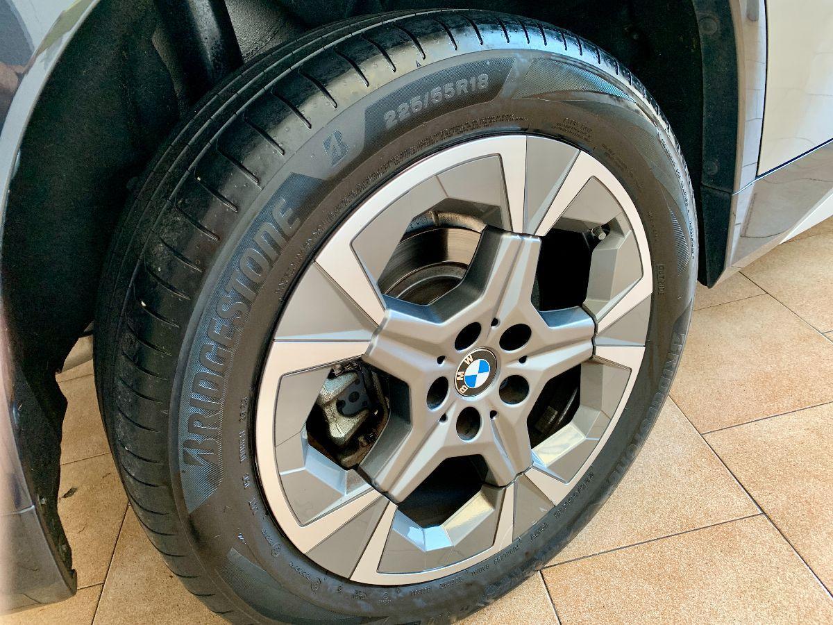 BMW - X1 - sDrive18i xLine