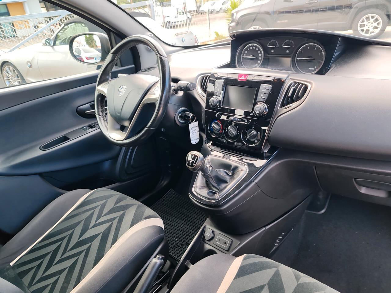 Lancia Ypsilon 1.3 MJT 16v S&S Gold