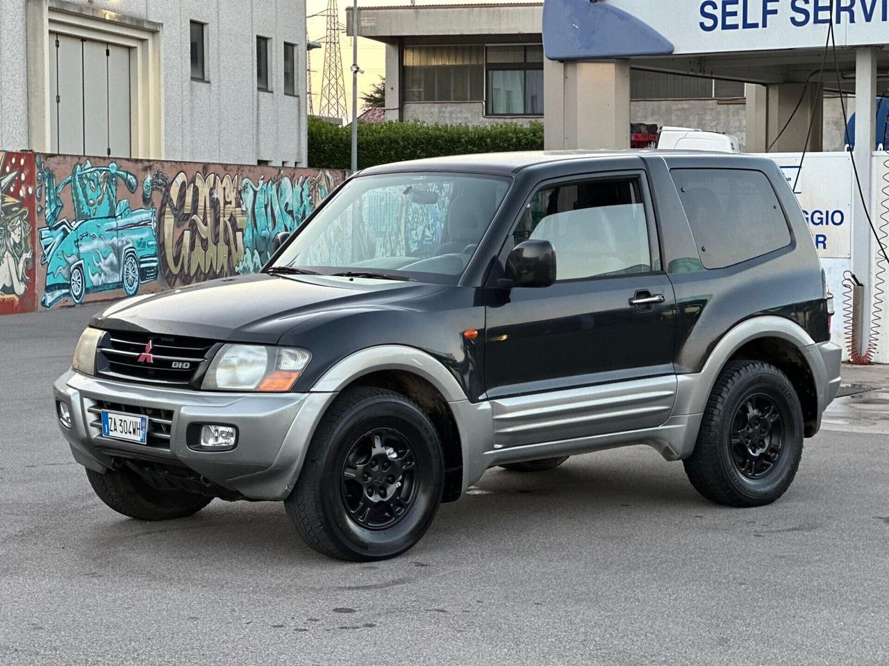 Mitsubishi Pajero 3.2 16V DI-D 3p. GLS