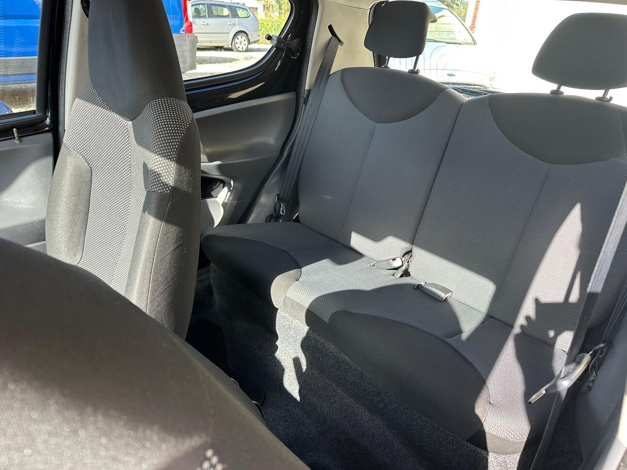 Peugeot 107 1.0 68CV 5p. Sweet Years