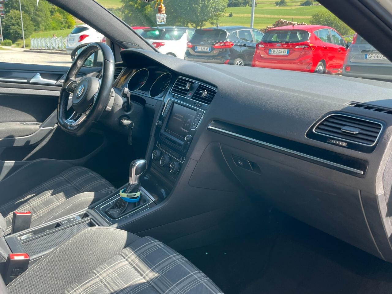 Volkswagen Golf 7 GTD 2.0 TDI 184cv DSG 5p.
