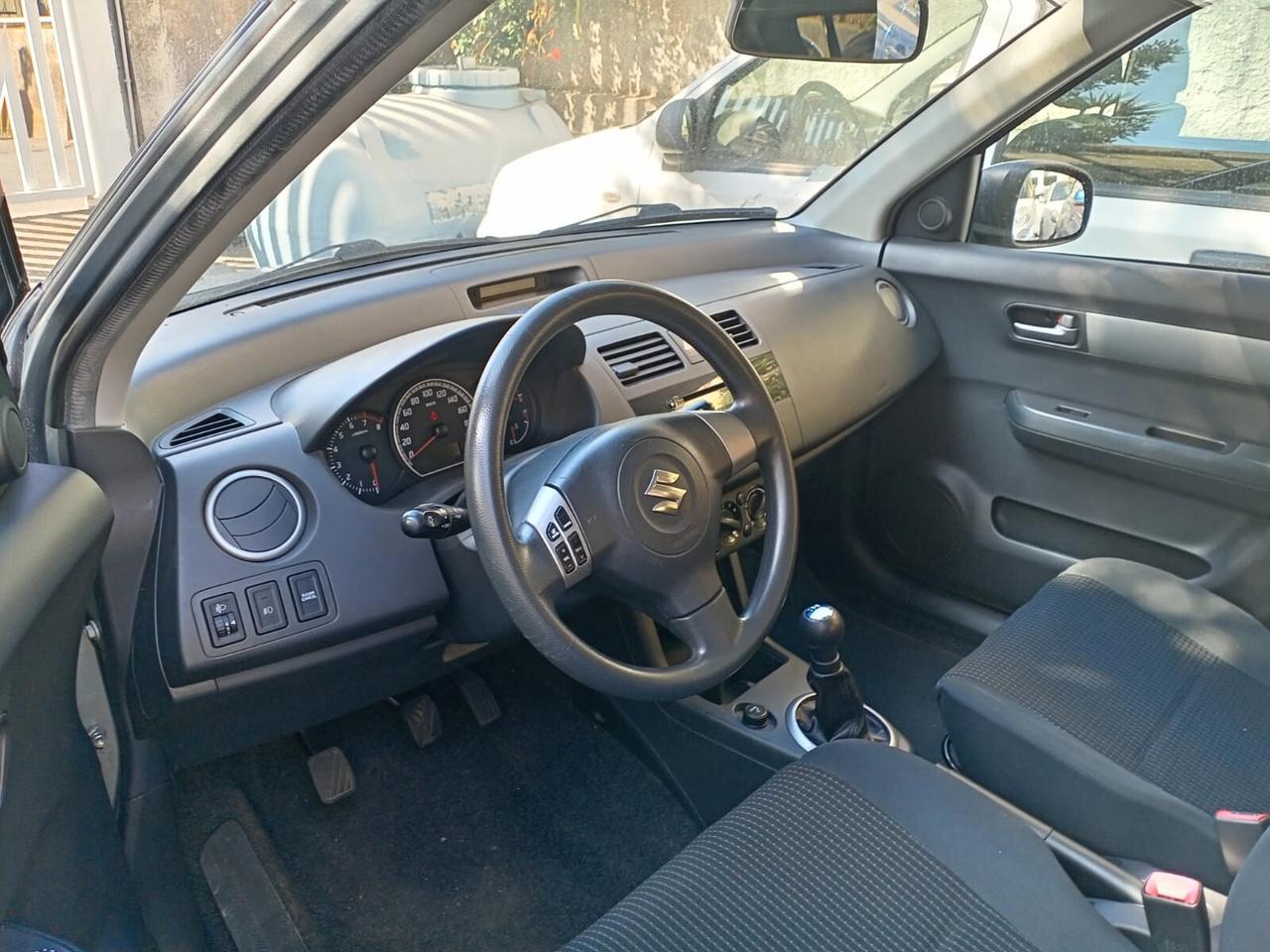 Suzuki Swift 1.3 5p. GLX