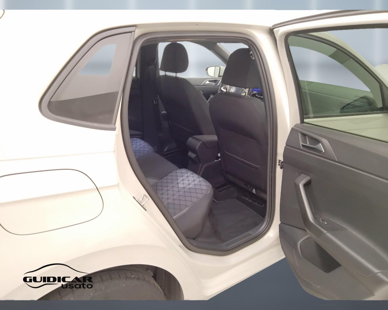 VOLKSWAGEN Polo VI 2022 - Polo 1.0 tsi R-Line 95cv