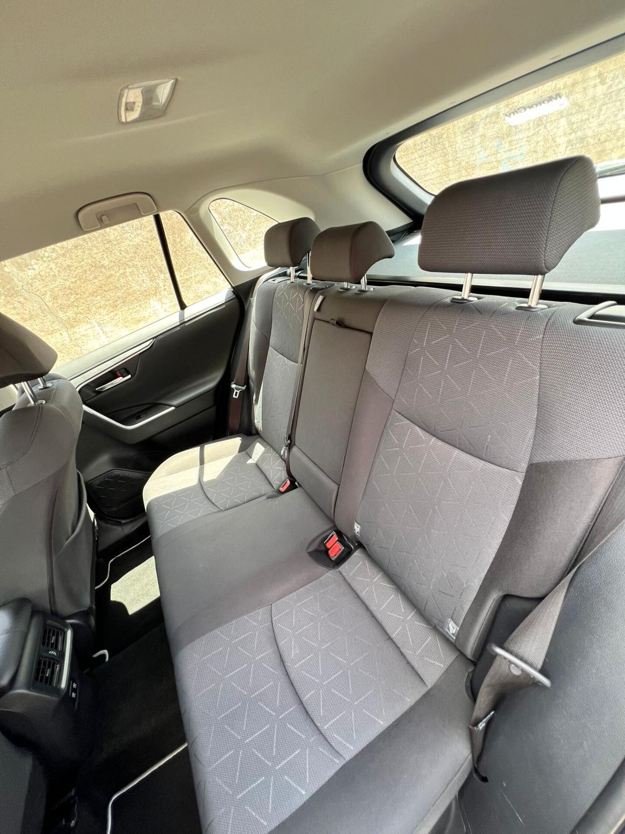 Toyota RAV 4 HYBRID ACTIVE