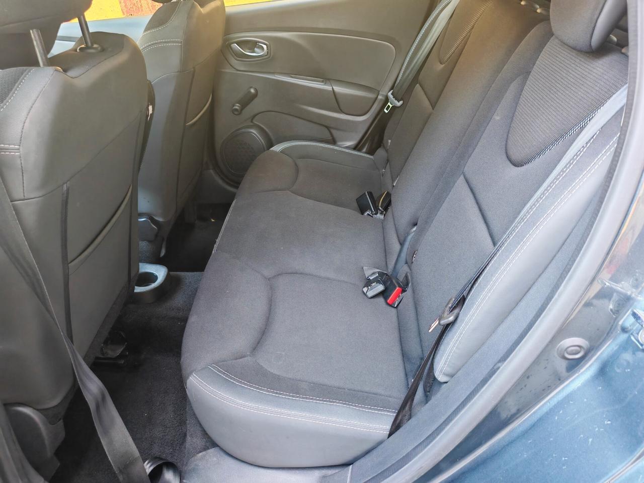 Renault Clio 1.2 75CV 5 porte Incidentata/Sinistrata