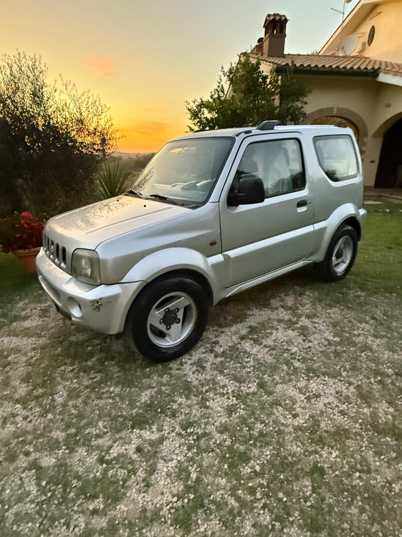 Suzuki Jimny 1.3i 16V cat 4WD JLX Mode
