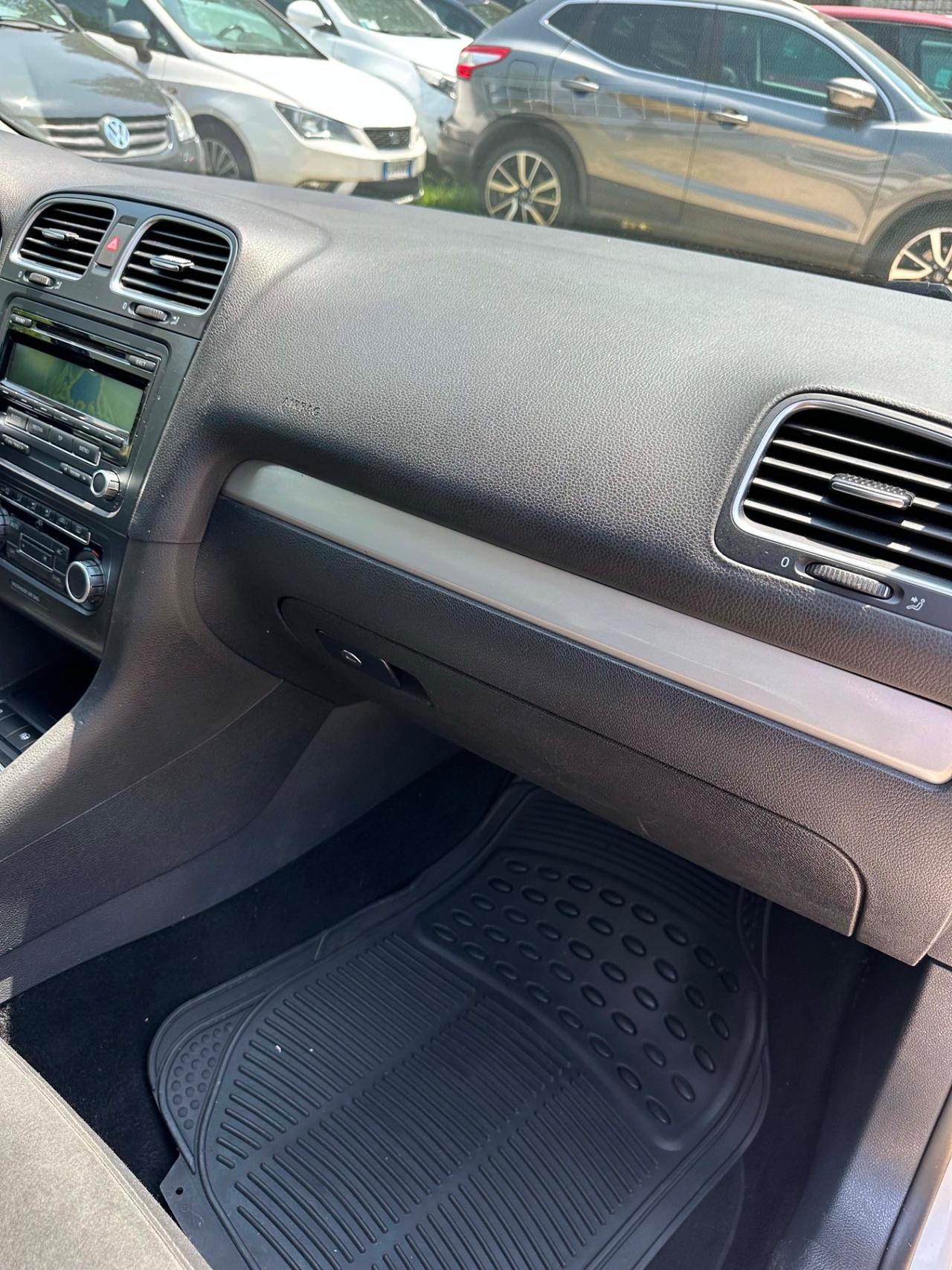 Volkswagen GOLF 1.6 TDI DPF 5p. HIGHLINE KMCERT