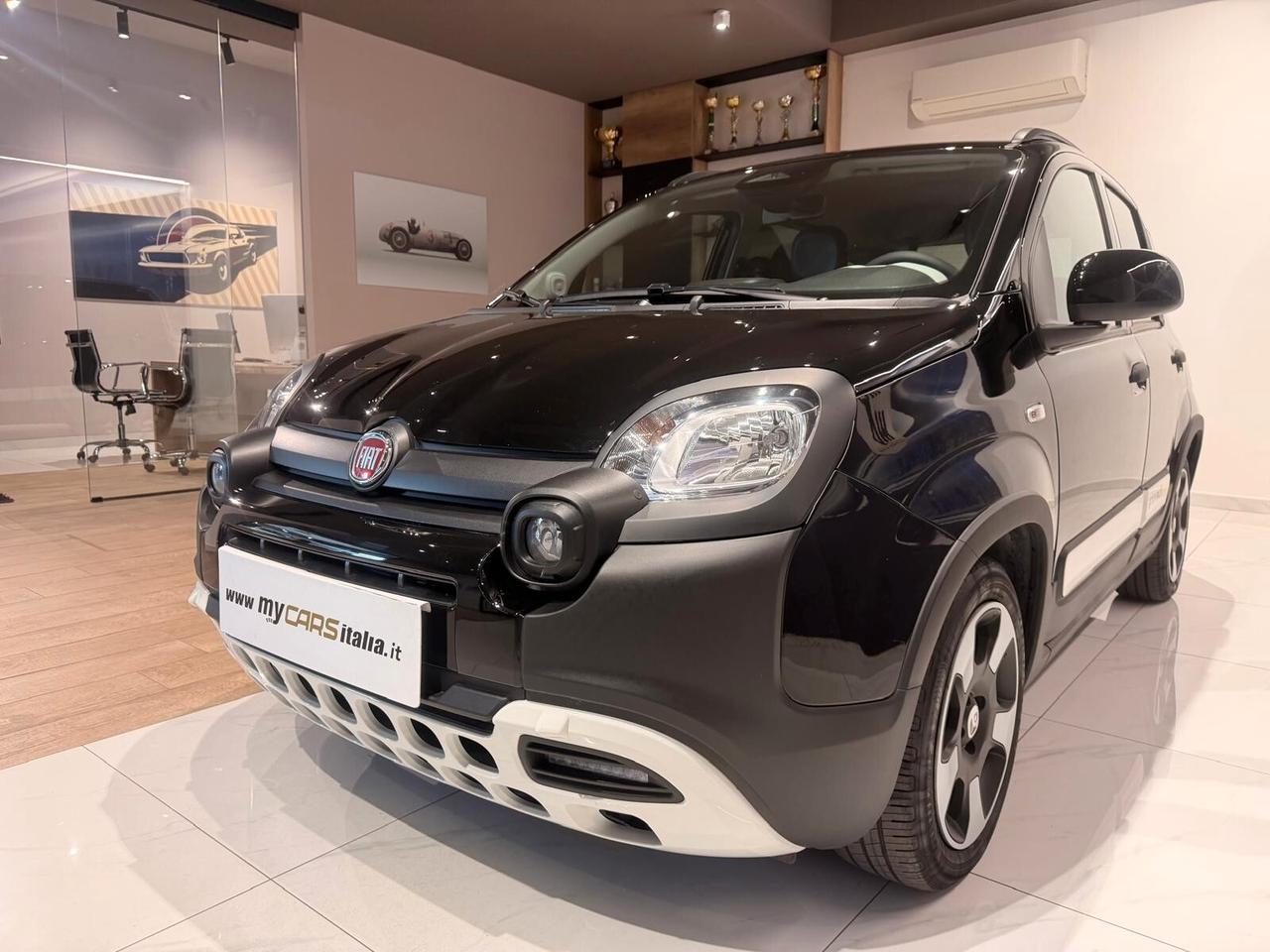 Fiat Panda 1.0 FireFly S&S Hybrid Pandina