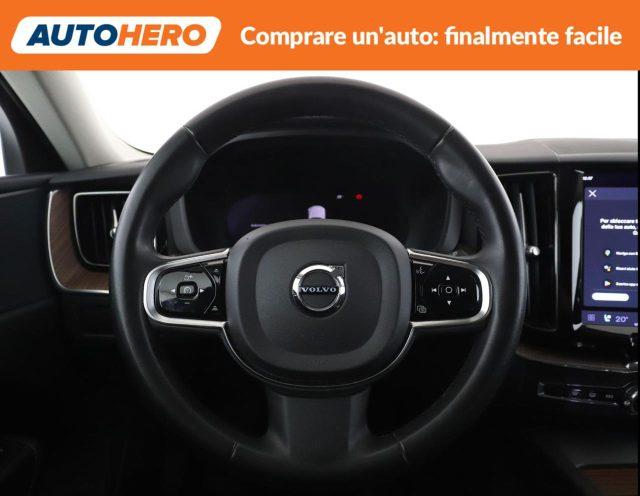 VOLVO XC60 B4 (d) automatico Plus Dark