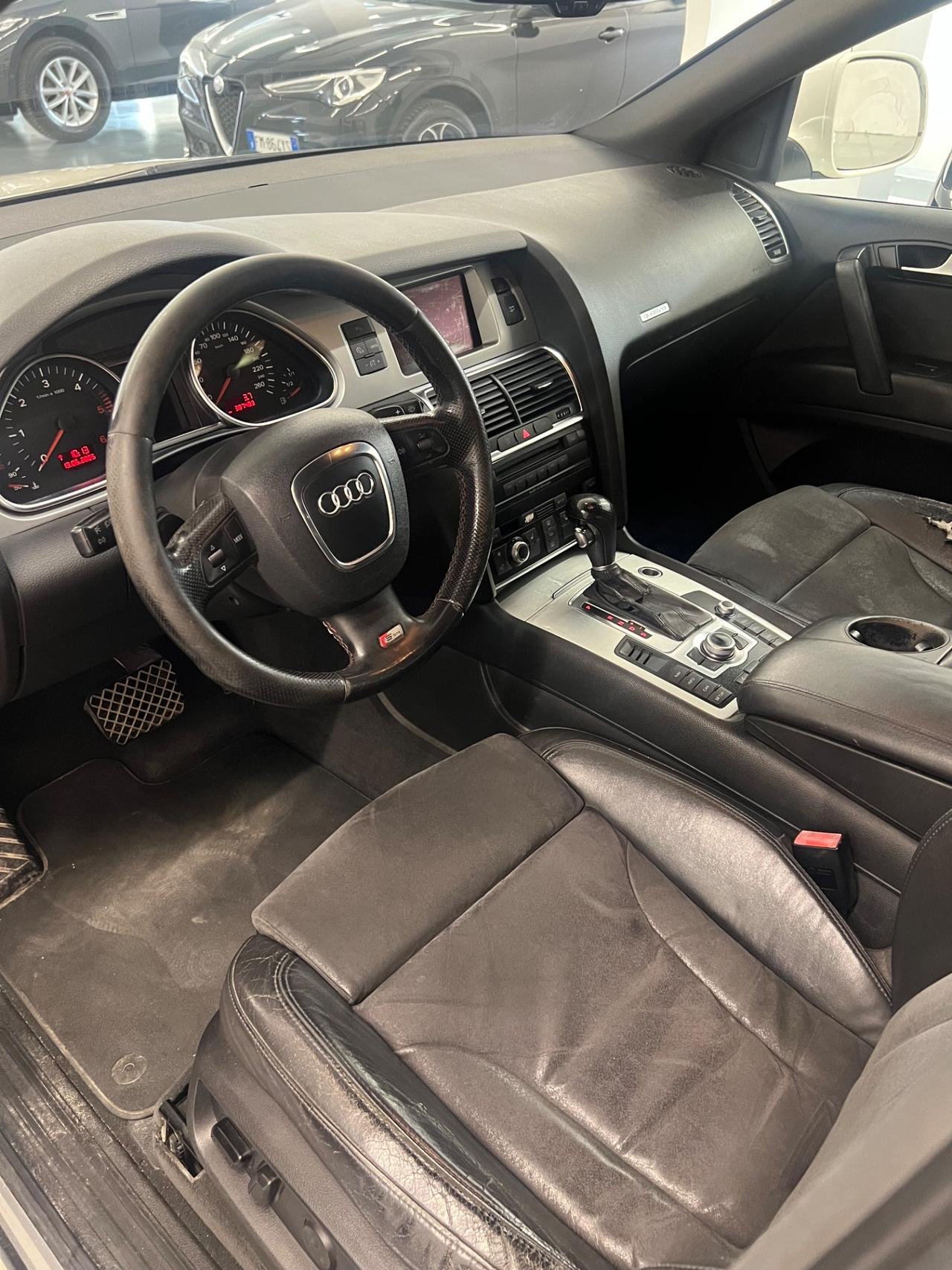 Audi Q7 3.0 V6 TDI 240 CV quattro tiptronic