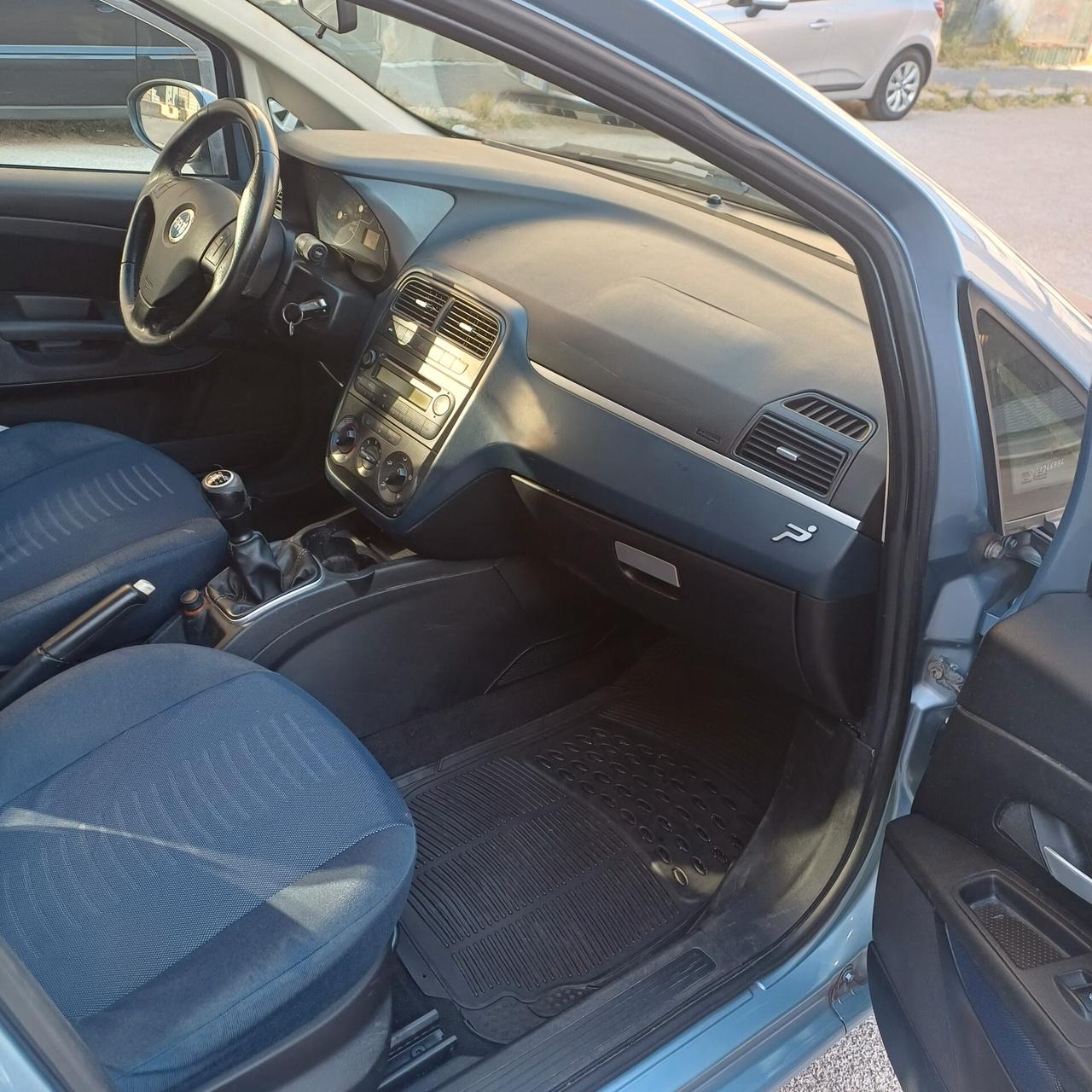 Fiat Grande Punto 1.3 MJT 75 CV 5 porte Active