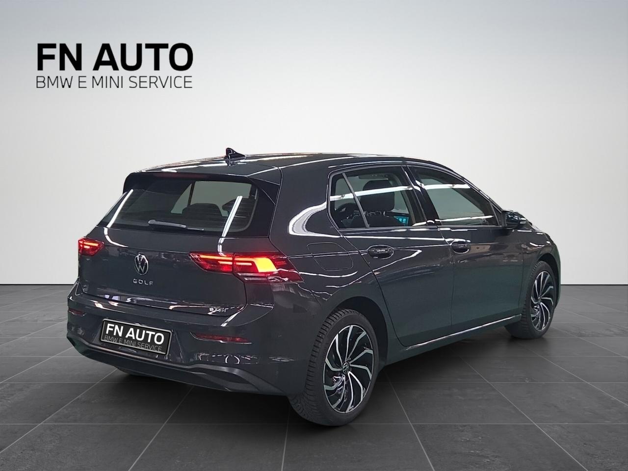 Volkswagen Golf 1.0 eTSI EVO DSG Life