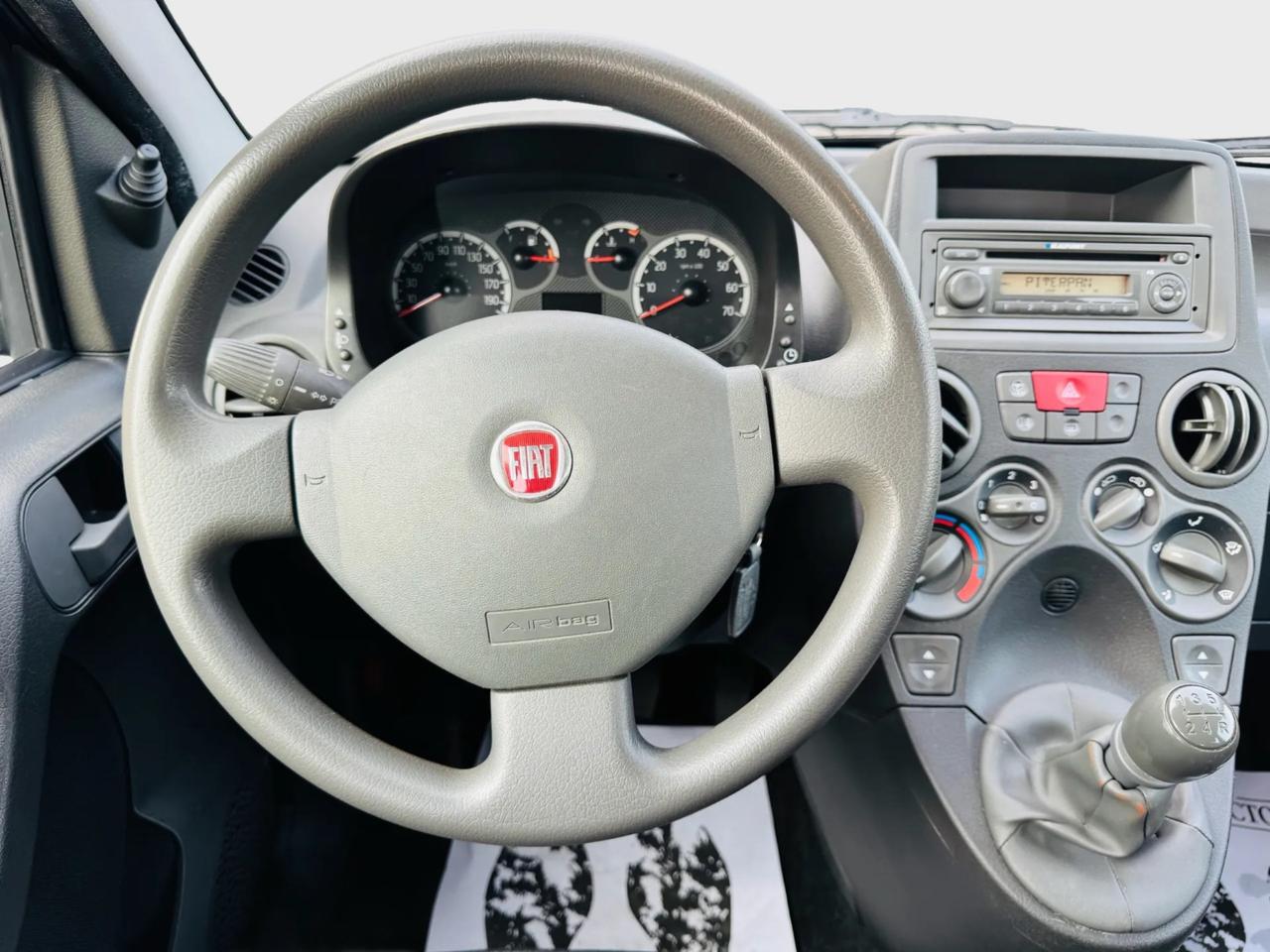 Fiat Panda 1.2 benzina anno 2012 100.000km neo