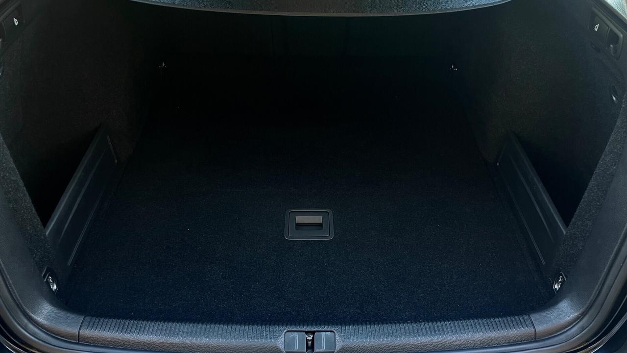 VOLKSWAGEN PASSAT VARIANT 2.0 HIGH BMT 4 MOTION TDI DSG 170 CV - PELLE, SEDILI RISCALDATI