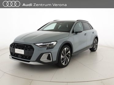 Allstreet 40TFSIe 204CV S tronic Identity Contrast