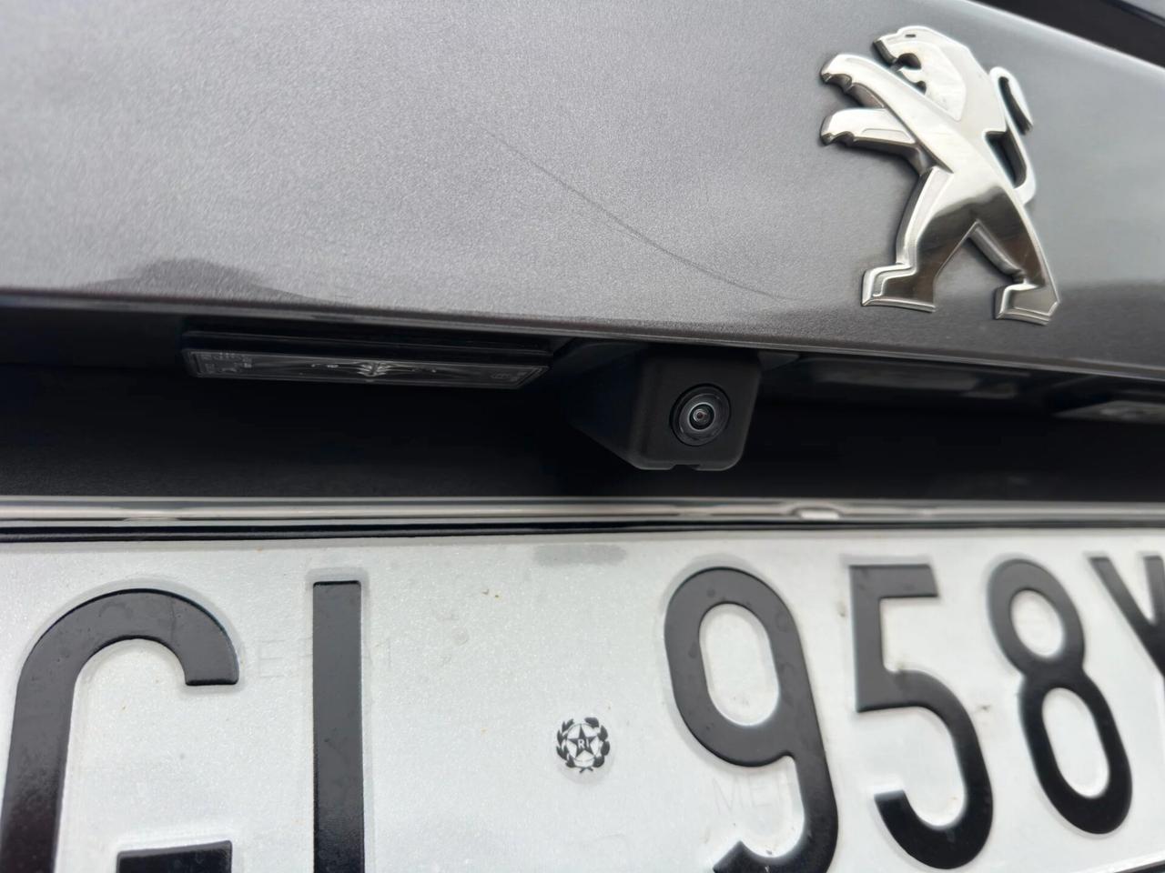 Peugeot 2008 BlueHDi 110 S&S Allure Pack