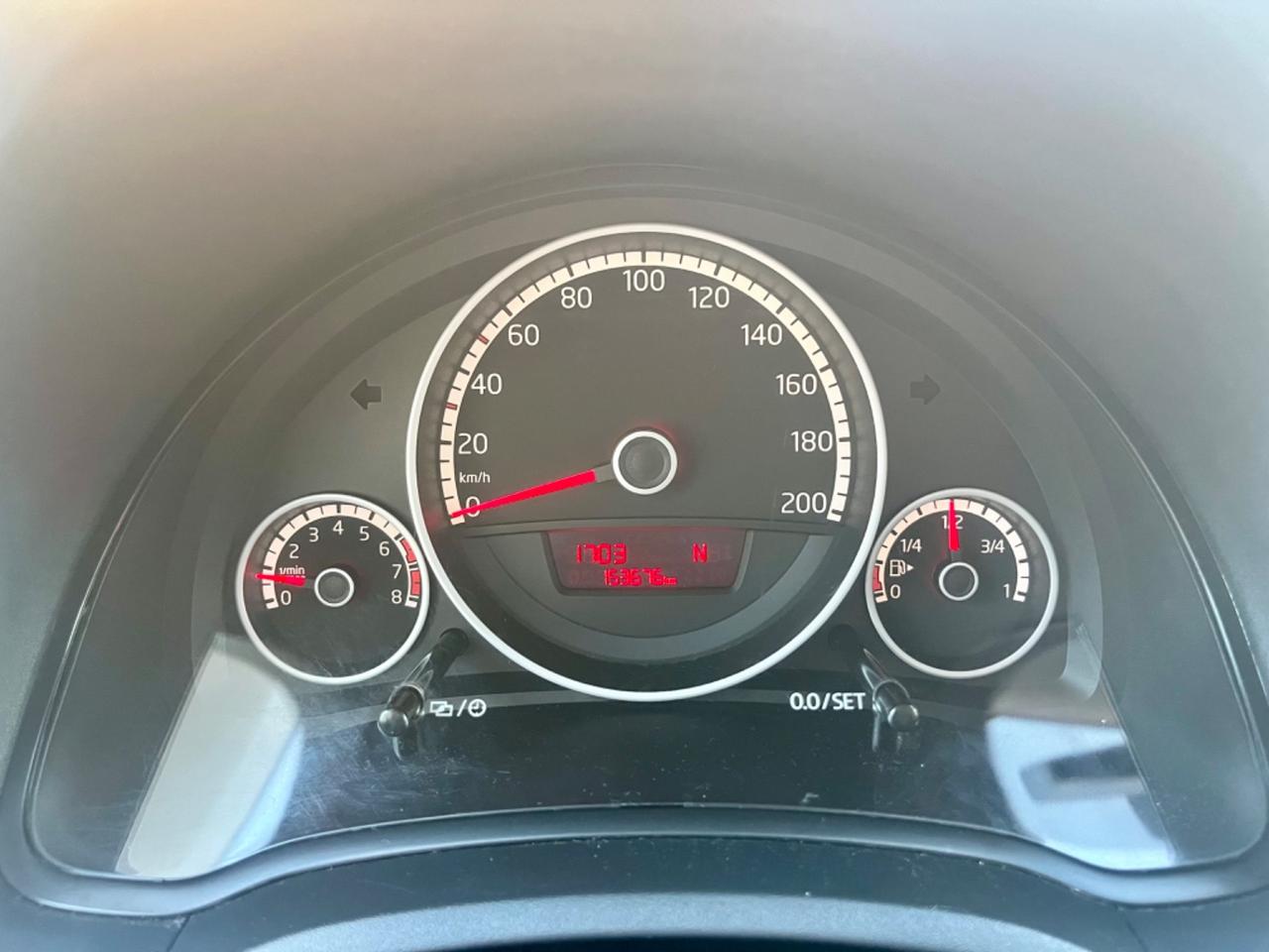 VW Up 1.0benz 2013 153.000km cambio automatico perfetta