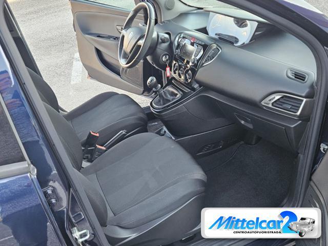 LANCIA Ypsilon 1.2 69 CV 5 porte Gold