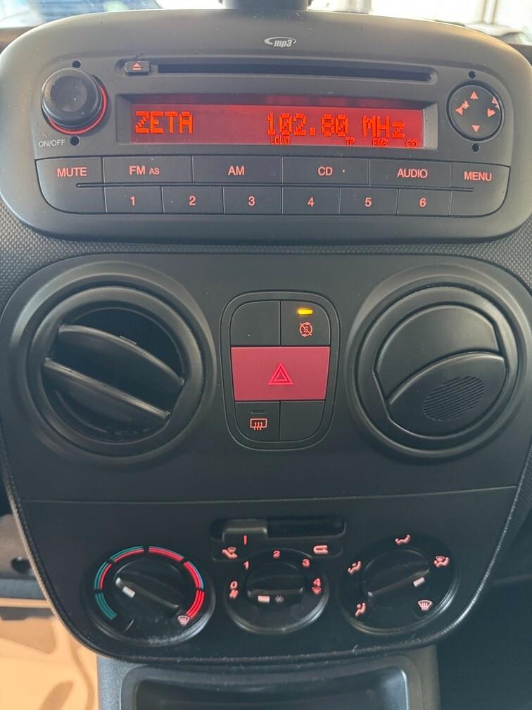 Fiat Qubo 1.3 mjt 16v MyLife Navi 15" Neopat