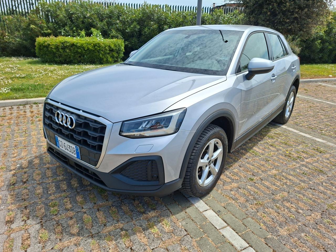 Audi Q2 35 TFSI Business