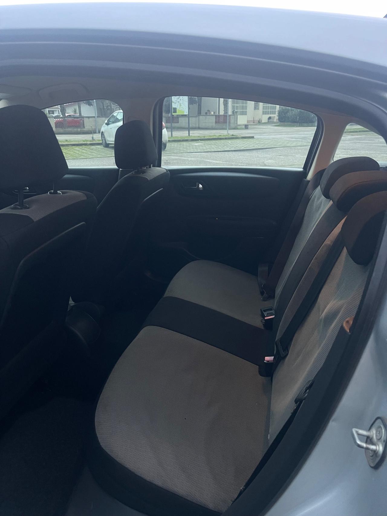 Citroen C4 1.6 HDi 90CV Classique