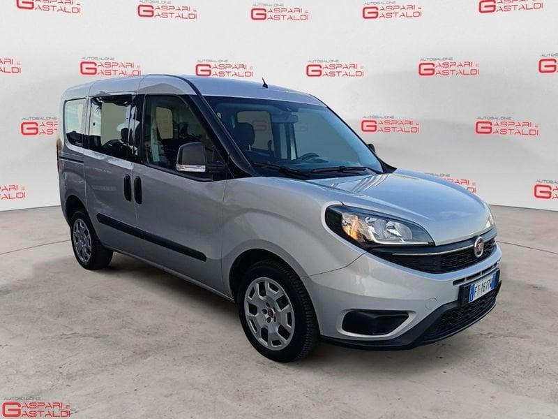 FIAT Doblò 1.6 Mjt 16v 95cv EASY