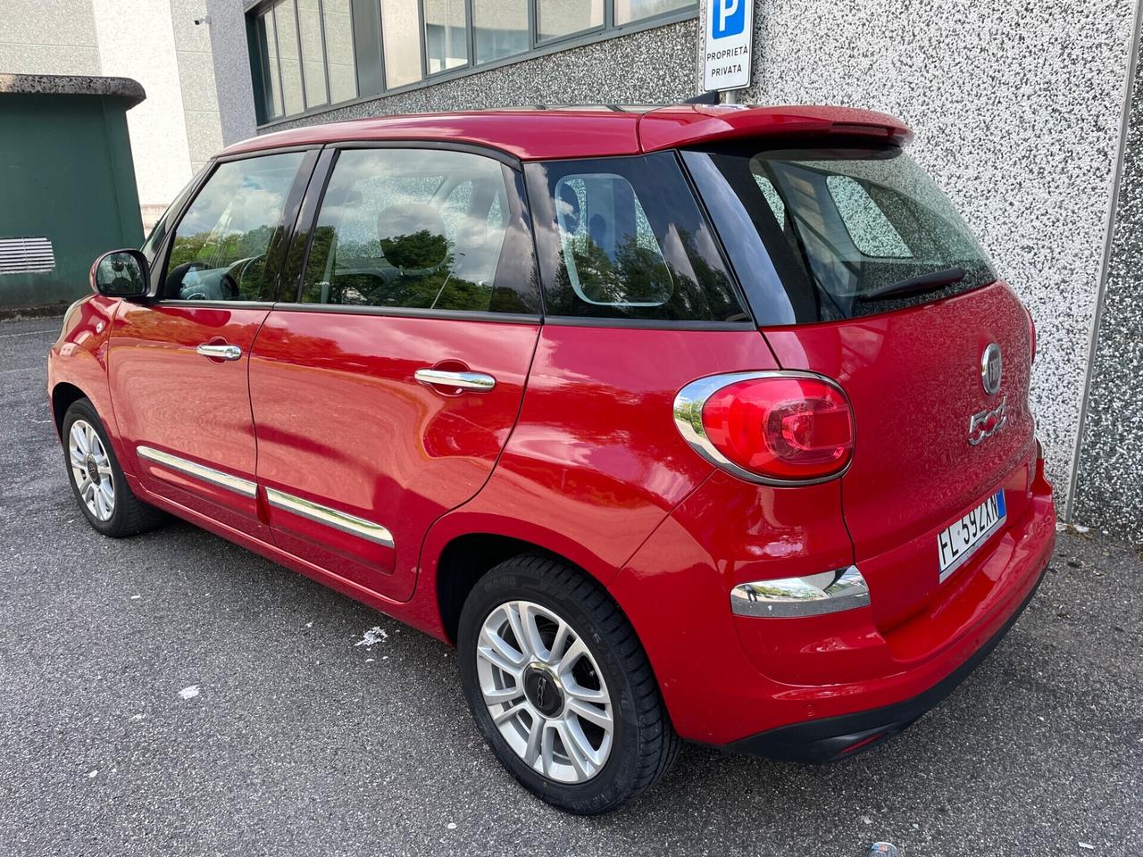 Fiat 500L 1.4 95 CV Lounge*Neopatentati*Tetto*Solo 90000km*
