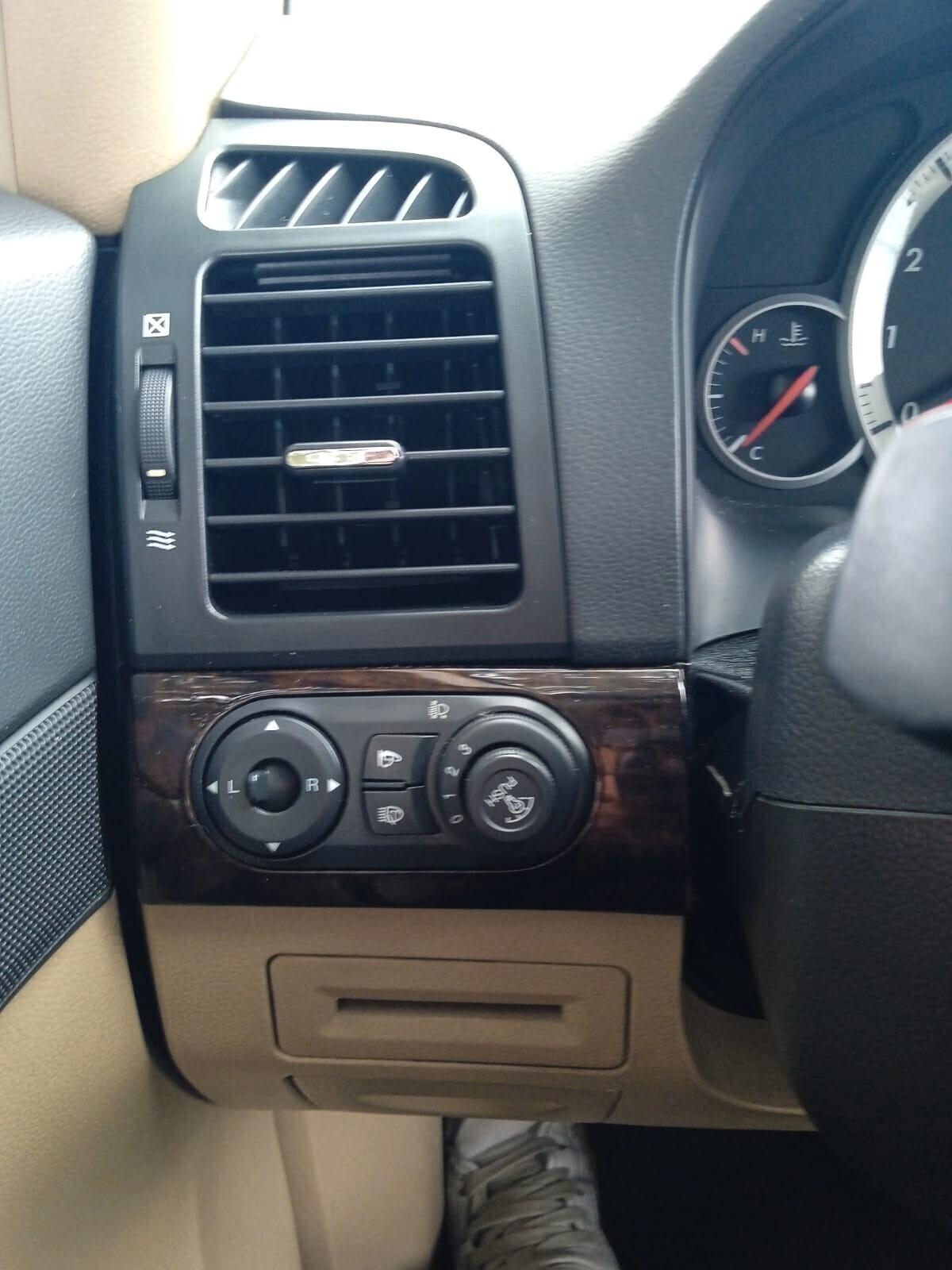 Chevrolet Captiva 2.0 VCDi LT 5 POSTI