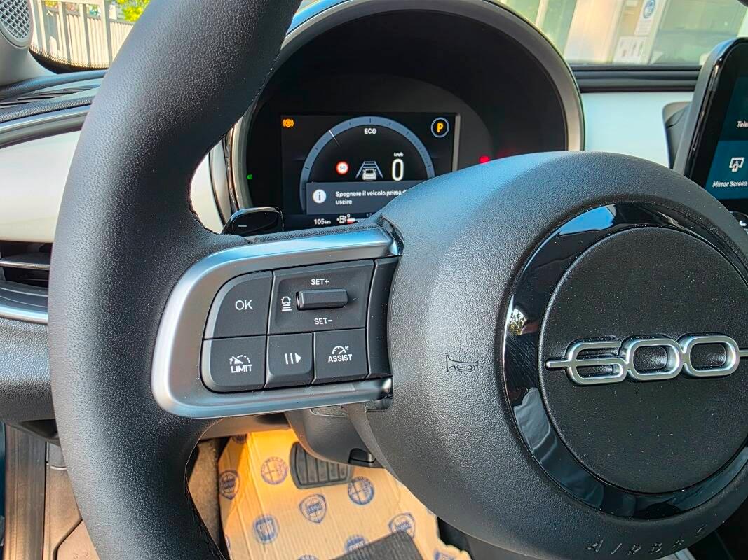 Fiat 600 1.2 hybrid La Prima 110cv auto