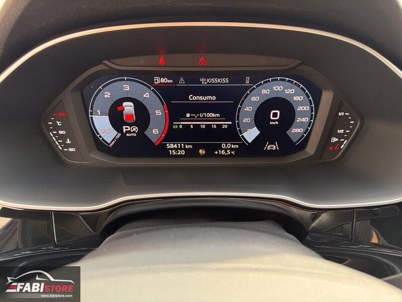 Audi Q3 Sportback 35 TDI 150 Cv S-Tronic S-Line interno ed esterno