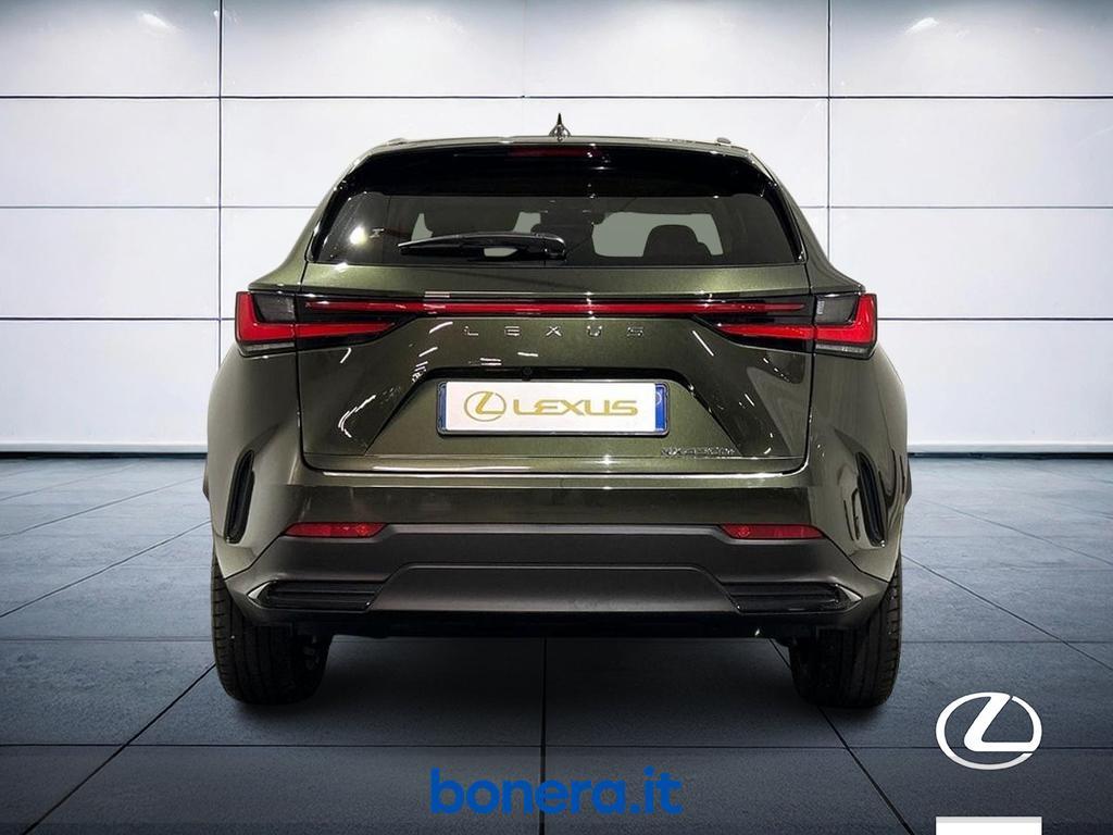 Lexus NX 2.5 Plug-in Luxury 4WD e-CVT