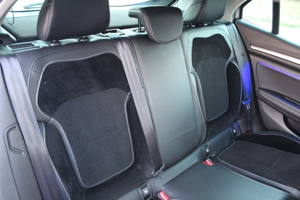 RENAULT MEGANE berlina 1.5 dCi *Luci Ambiente